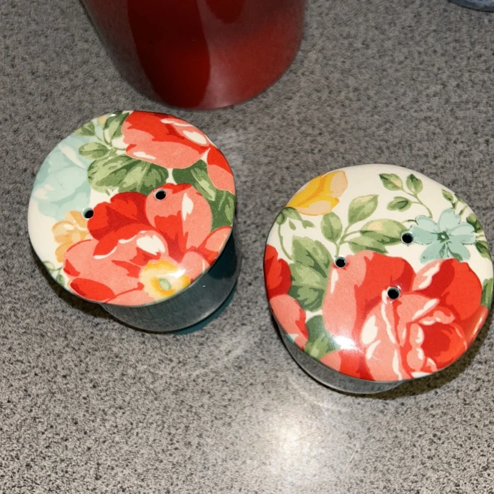 Pioneer Woman Salt and Pepper shakers with floral print top